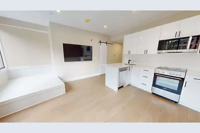 31-35 India St #304, Boston, MA 02110 - Photo 2