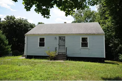 28 Pleasant St, Hanson, MA 02341 - Photo 14