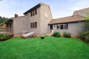 68 Trout Farm Ln, Duxbury, MA 02332 - Photo 2