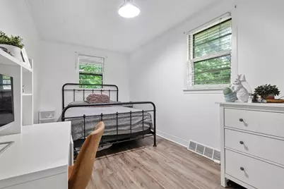 17 Pine St, Bellingham, MA 02019 - Photo 10