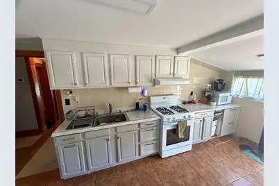 1961 Washington St, Stoughton, MA 02072 - Photo 8