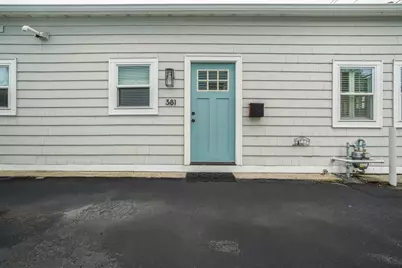 381 Wood St, Bristol, RI 02809 - Photo 4
