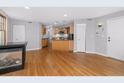 40 Baxter St #7, Boston, MA 02127 - Photo 10