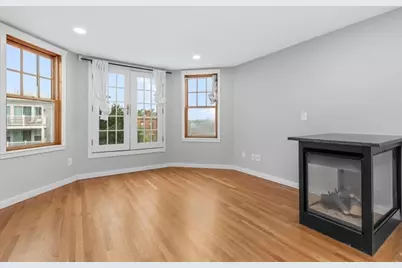 40 Baxter St #7, Boston, MA 02127 - Photo 6