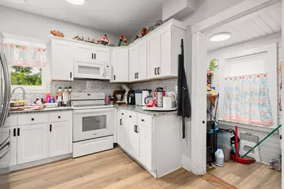 158 Main St, Upton, MA 01568 - Photo 4