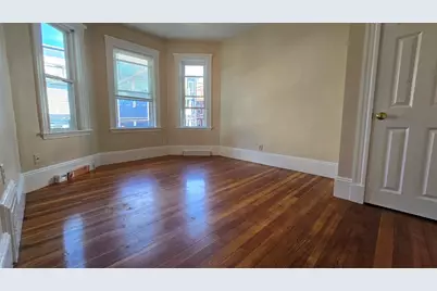 86 Conwell Ave #A, Somerville, MA 02144 - Photo 8