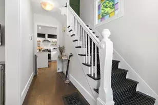 13 Pleasant St, Hamilton, MA 01982 - Photo 18