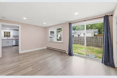 18 Fuller Ave, Lancaster, MA 01523 - Photo 10
