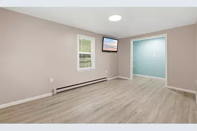 18 Fuller Ave, Lancaster, MA 01523 - Photo 14
