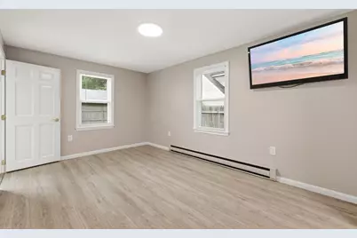 18 Fuller Ave, Lancaster, MA 01523 - Photo 16