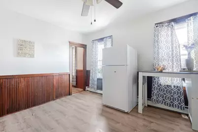 42 Adams St, Worcester, MA 01604 - Photo 6