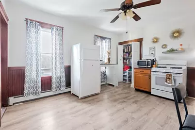 42 Adams St, Worcester, MA 01604 - Photo 8