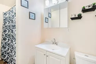 42 Adams St, Worcester, MA 01604 - Photo 10