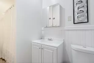 42 Adams St, Worcester, MA 01604 - Photo 14
