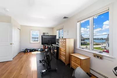 177 Seaconnet Blvd, Portsmouth, RI 02871 - Photo 16