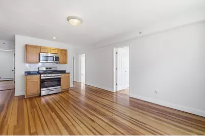 41 Harbor St #4, Salem, MA 01970 - Photo 4