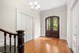 7 Maple Ave, Haverhill, MA 01830 - Photo 4