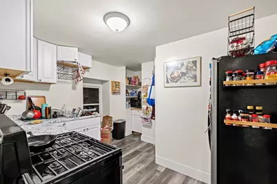 7 Maple Ave, Haverhill, MA 01830 - Photo 14