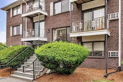 262 E Haverhill St #2, Lawrence, MA 01841 - Photo 2