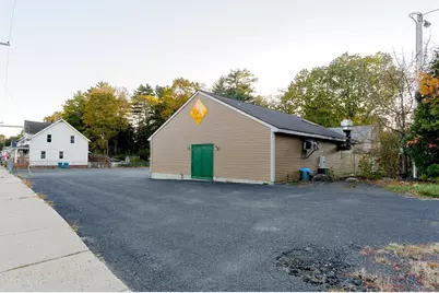 58 Aspen St, Ware, MA 01082 - Photo 4