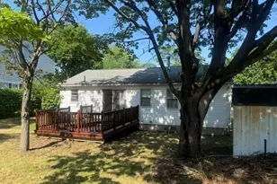 74 Leatherleaf Dr, Springfield, MA 01109 - Photo 20