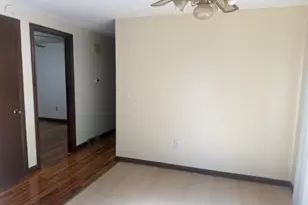 74 Leatherleaf Dr, Springfield, MA 01109 - Photo 6