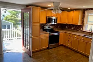 12-14 Willow St, Concord, MA 01742 - Photo 4