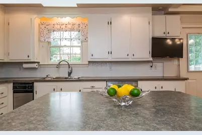 4 Herrick Street Extension, Beverly, MA 01915 - Photo 12