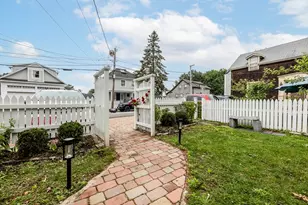 50 Rowland St, Marblehead, MA 01945 - Photo 6
