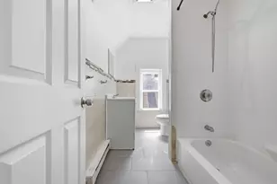 33 Greenbrier St, Boston, MA 02124 - Photo 8