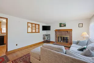 10 Meyer St, Boston, MA 02131 - Photo 14