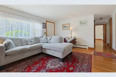 10 Meyer St, Boston, MA 02131 - Photo 16