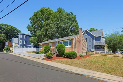 10 Meyer St, Boston, MA 02131 - Photo 2