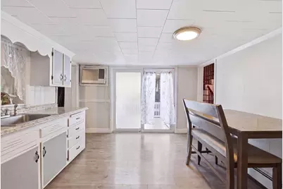 196 Highland S, Taunton, MA 02780 - Photo 8