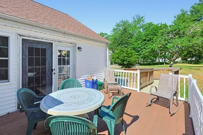 16 Lakeview St, Blackstone, MA 01504 - Photo 6