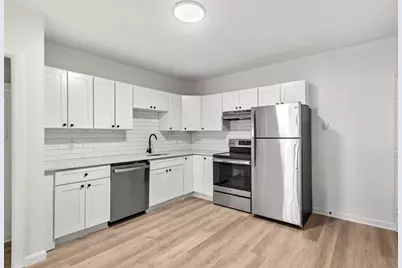 14 Pierce St #8, Foxboro, MA 02035 - Photo 1