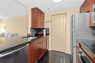 8-12 Museum Way #1625, Cambridge, MA 02141 - Photo 6
