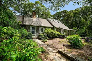 72 Loop Rd, Falmouth, MA 02540 - Photo 4
