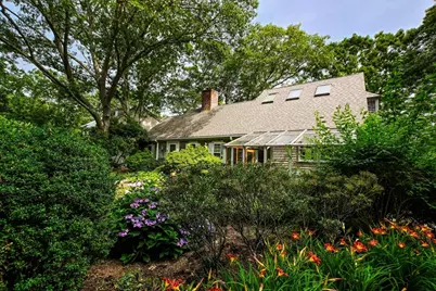72 Loop Rd, Falmouth, MA 02540 - Photo 4
