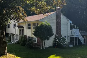 2 Yale St, Peabody, MA 01960 - Photo 4