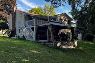 2 Yale St, Peabody, MA 01960 - Photo 32