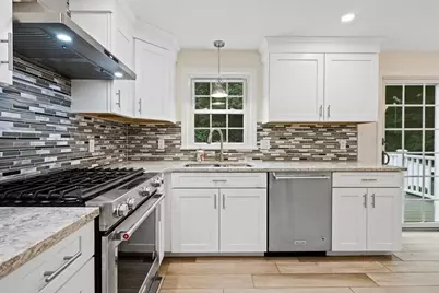 52 Cecile Drive, Chicopee, MA 01020 - Photo 8