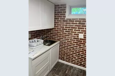 24 Leslie Rd #B, Newton, MA 02466 - Photo 18