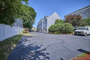 86 White St, Lowell, MA 01854 - Photo 2