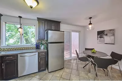 86 White St #C, Lowell, MA 01854 - Photo 10