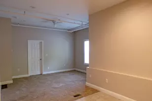 1072 Washington St, Weymouth, MA 02189 - Photo 4