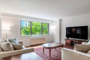 8 Whittier Pl, Boston, MA 02114 - Photo 10