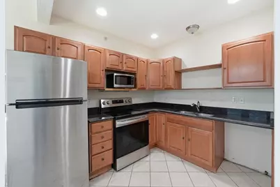 143 Providence St #2, Worcester, MA 01604 - Photo 4