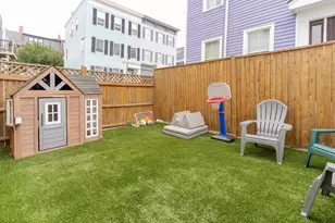 237 Bunker Hill St, Boston, MA 02129 - Photo 30