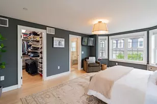 237 Bunker Hill St, Boston, MA 02129 - Photo 12